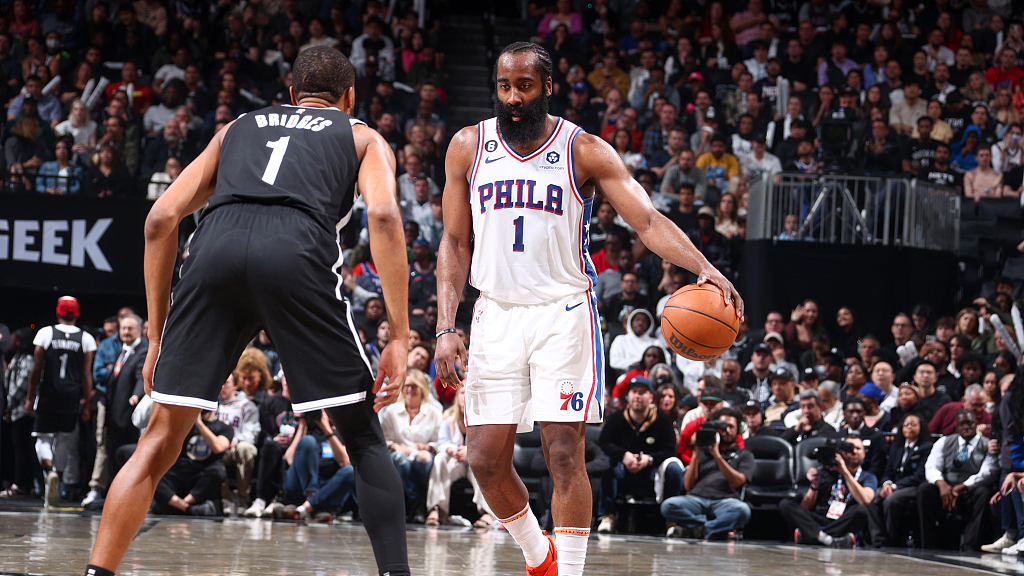 NBA季后赛首轮，哈登40分救主，76人加时逆转热火挺进次轮